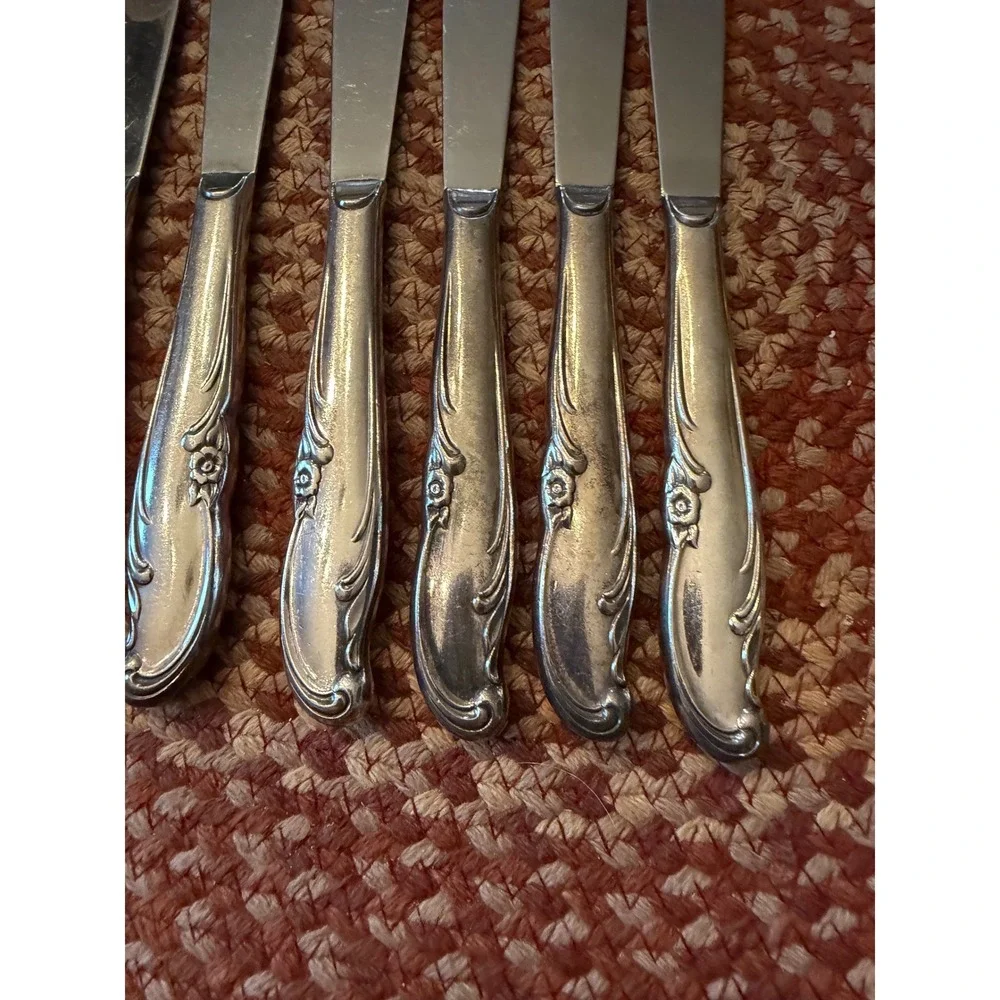 Set of 8 Rogers & Bro Exquisite 1957 Silverplate Modern Hollow Dinner Knives